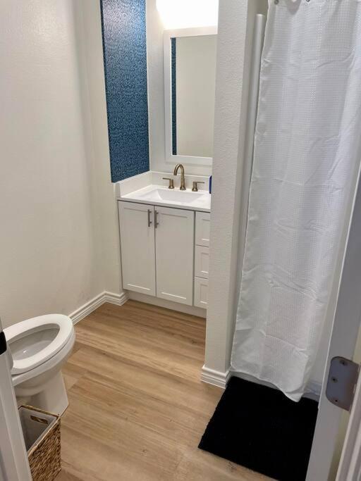 Ranchette Apartment- Beach Access Small Lake View Buchanan Dam ภายนอก รูปภาพ
